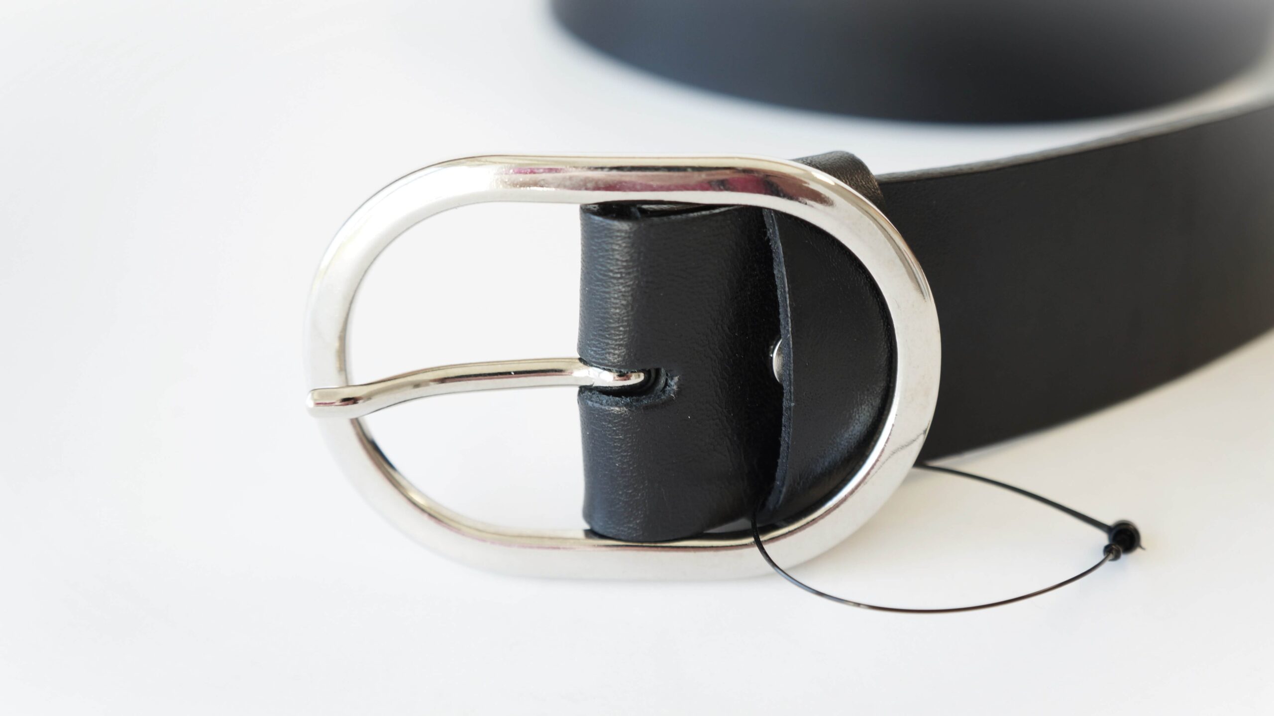 Stilingas odinis moteriškas diržas Vilnius Fashion Belts, pagamintas Lietuvoje